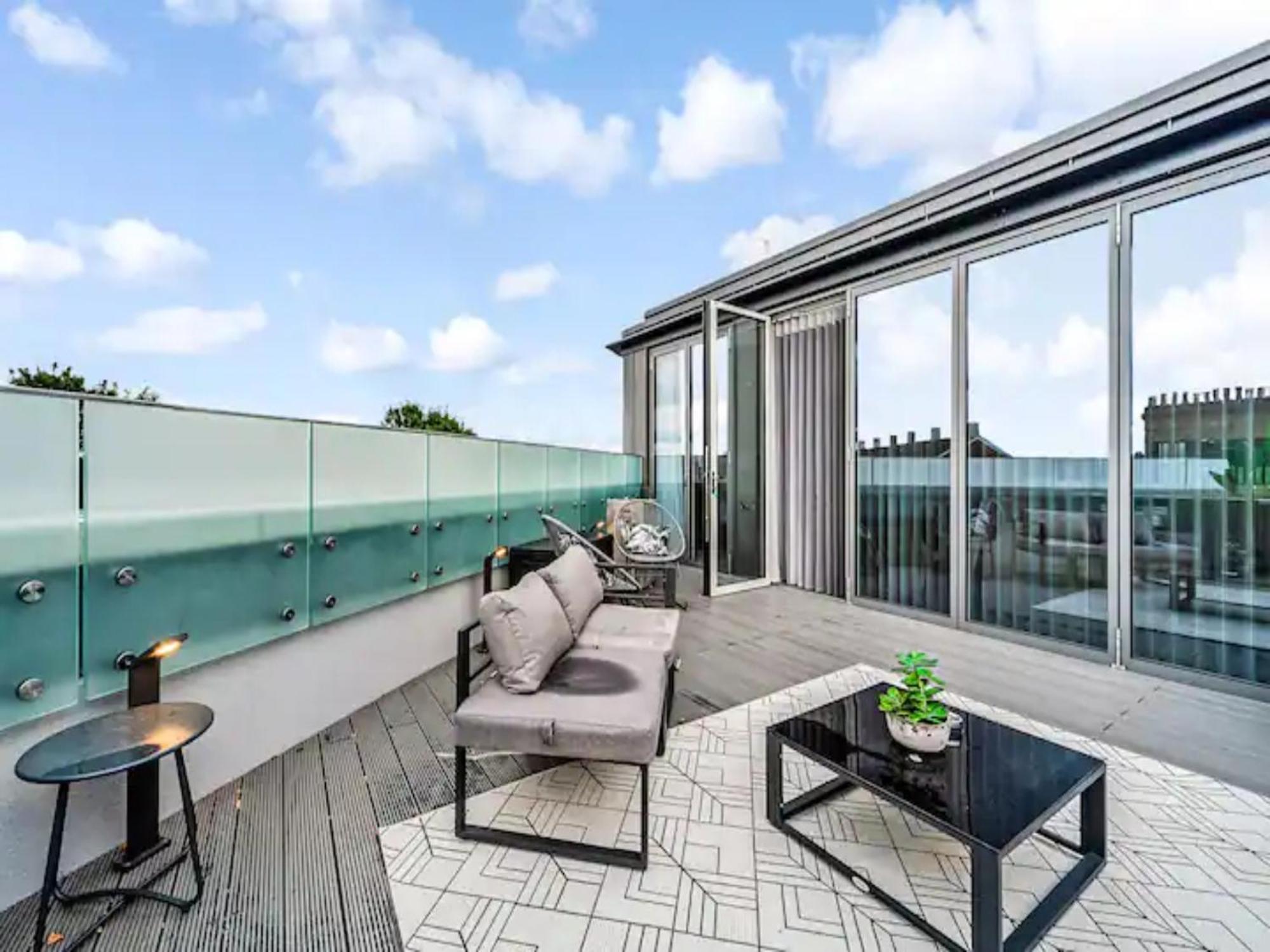 Pass The Keys Penthouse Oasis In Trendy Fulham Apartman London Kültér fotó