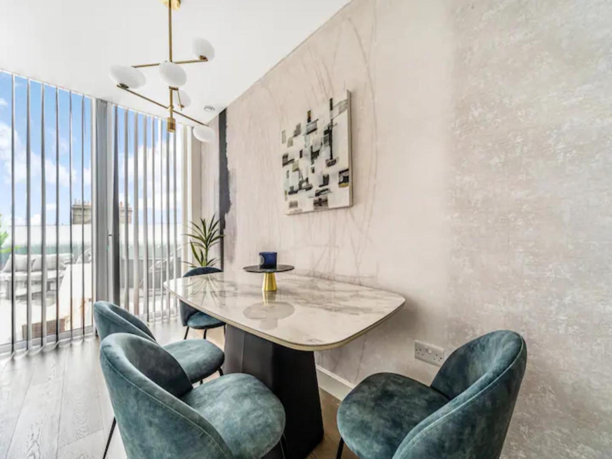 Pass The Keys Penthouse Oasis In Trendy Fulham Apartman London Kültér fotó