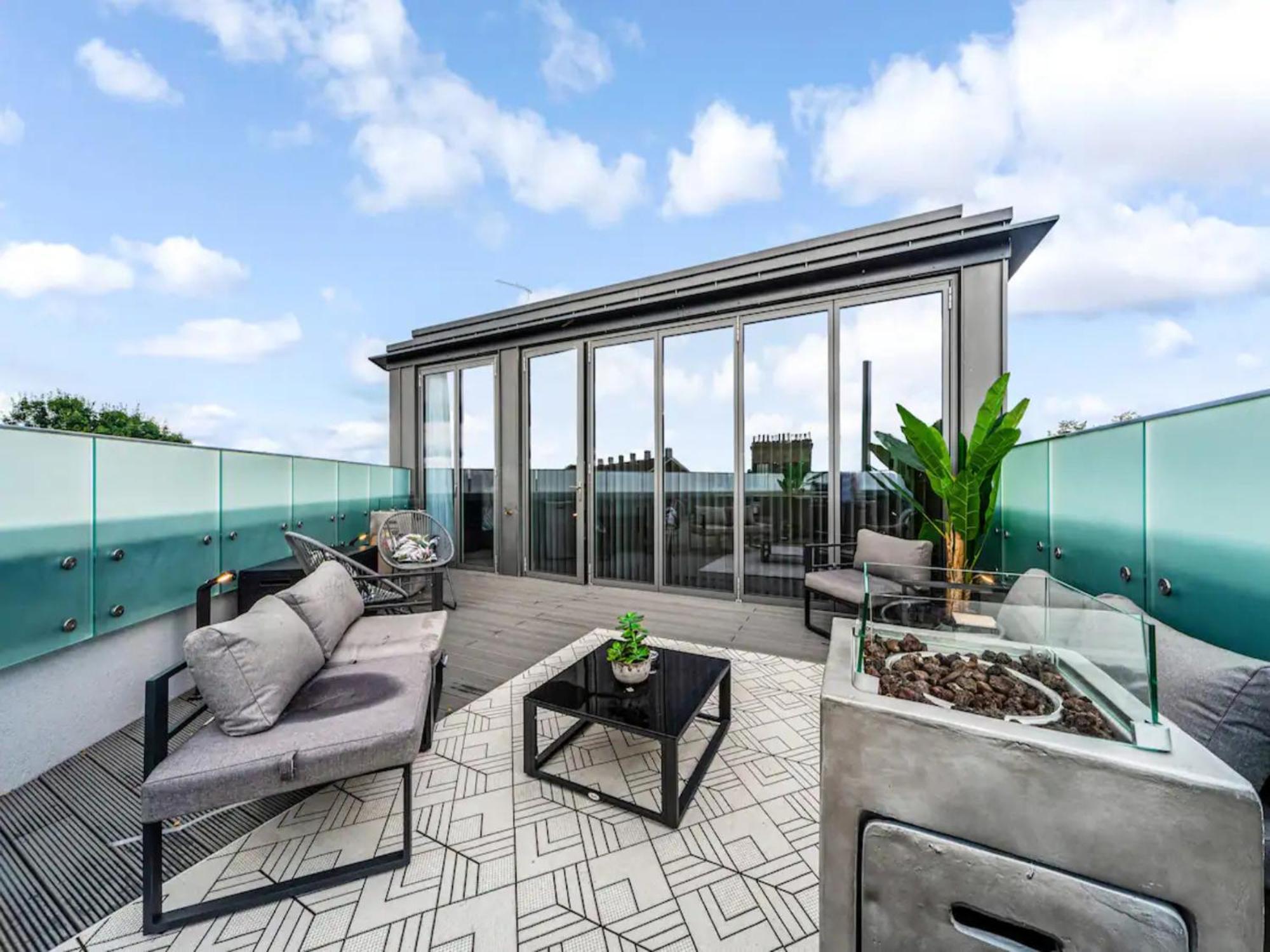 Pass The Keys Penthouse Oasis In Trendy Fulham Apartman London Kültér fotó